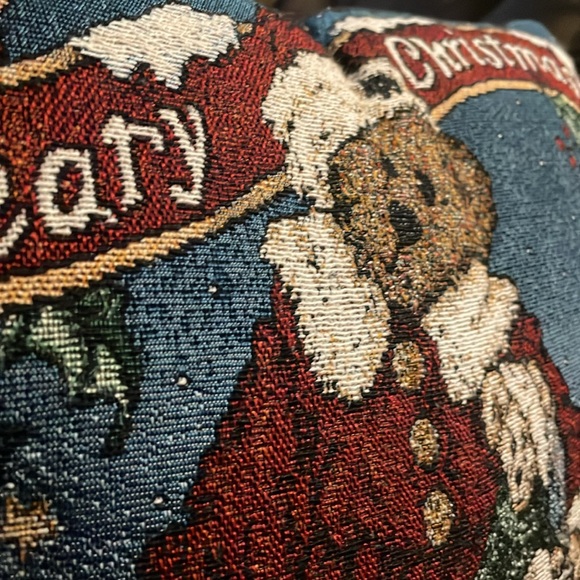 Boyds Bear Christmas cushion - Picture 2 of 3